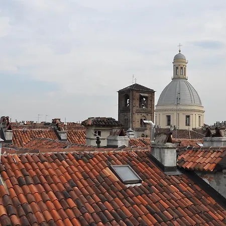 Apartment San Domenico Raffaello