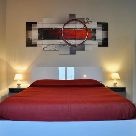 Apartment San Domenico Raffaello *